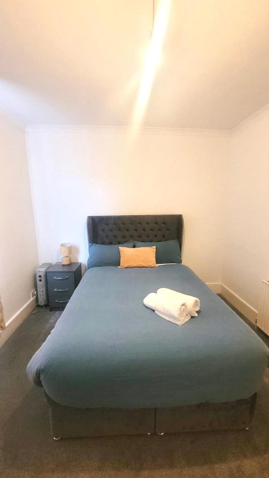 Two Bedroom Flat In Londra Dış mekan fotoğraf